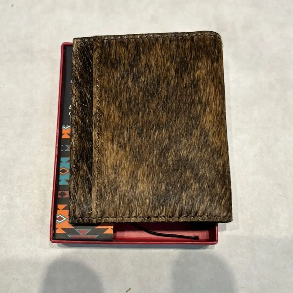 NEW Red Dirt Hat Co Logo Natural Brindle Hair On Leather Bifold Card Case Wallet